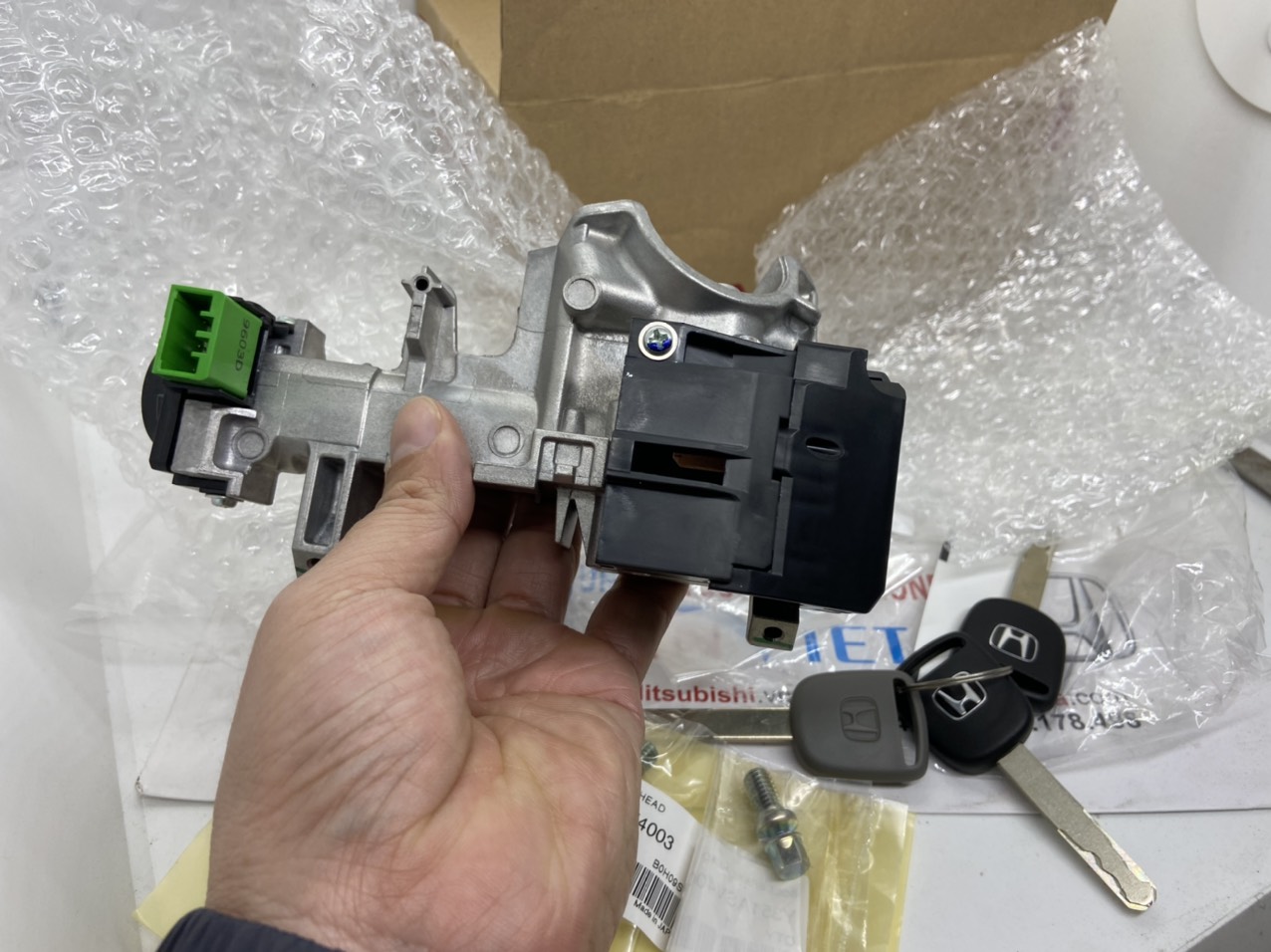 Cụm khoá khởi động xe Honda CIVIC 2006